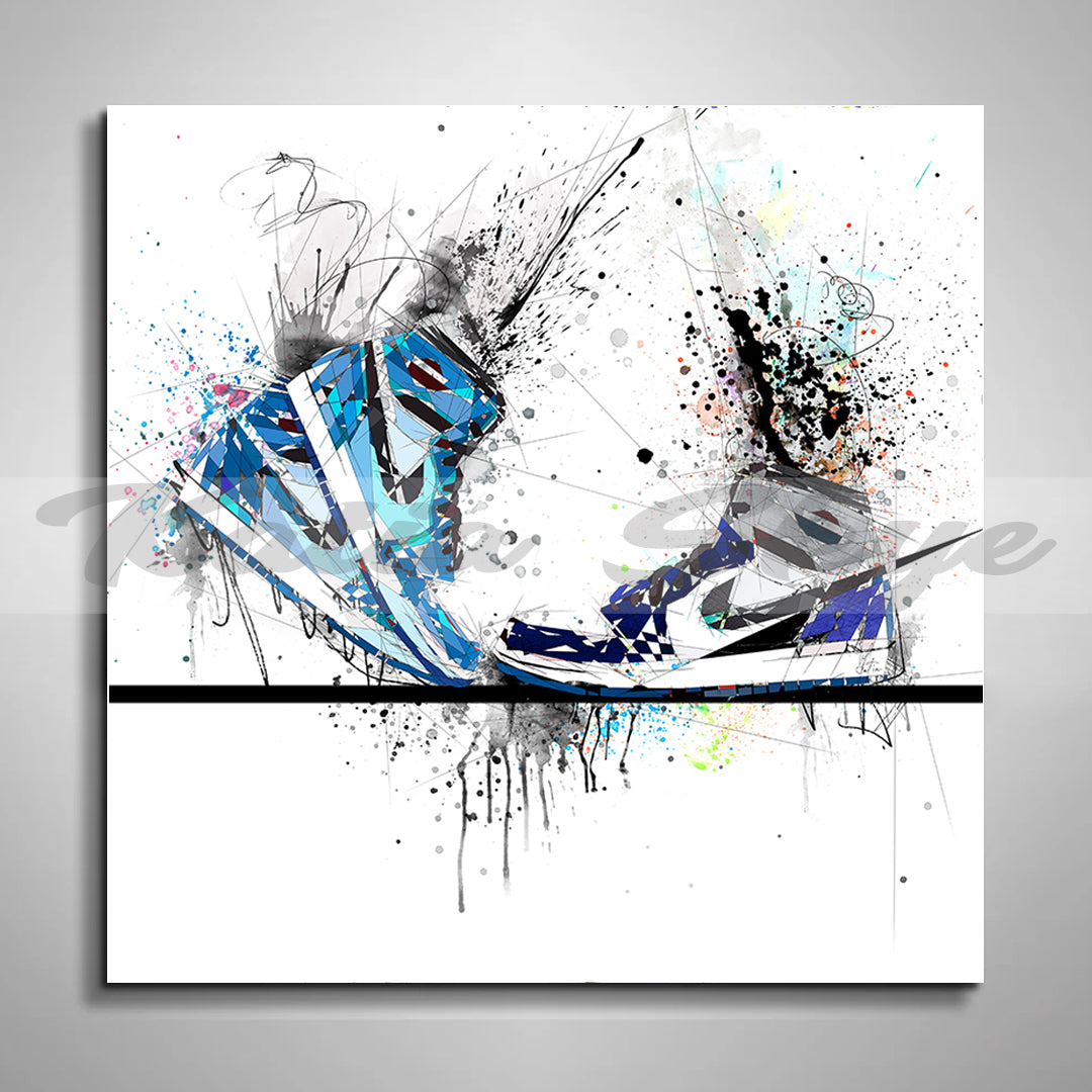 ABSTRACT KISSING SNEAKERS
